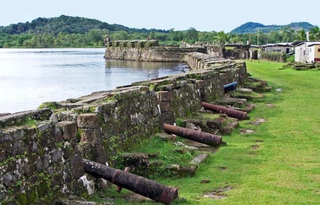 Ranchos De Chalia Panama Hotel Portobelo Exterior photo